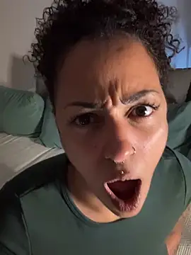 SweetPetiteNoir - Suck the dildo like a real cock 😈