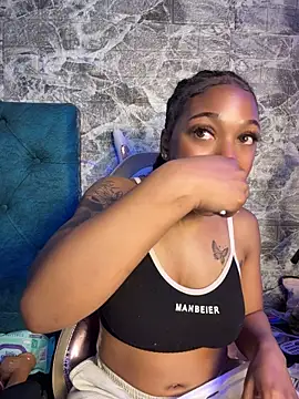 Melany_Williams - NAKED SHOW AND OIL IN MY BODY