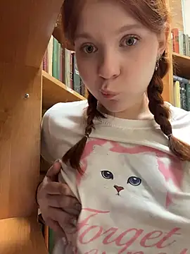 Freaky__Nikki - squirt on teddy bear :P