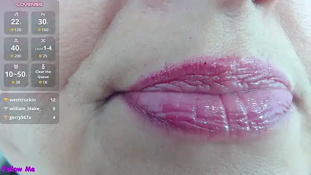 Kerly_Doll - kiss toungue saliva