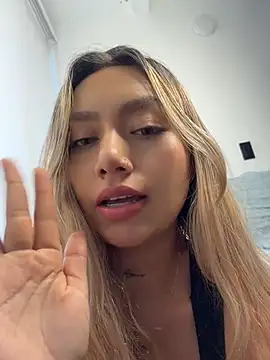 Amanda-medrano1 - Show mi boobs in mi car