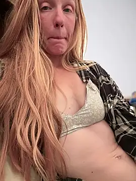 GoldenFlameGoddess - Make MILF moan