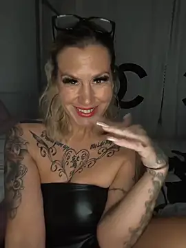 RoxyVale - Spit on Tits 💦