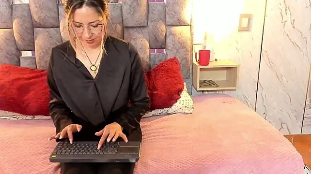 Caroline_lady_ - deep blowjob