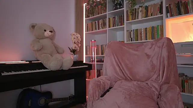 Lusyane18 - Anal Show !!