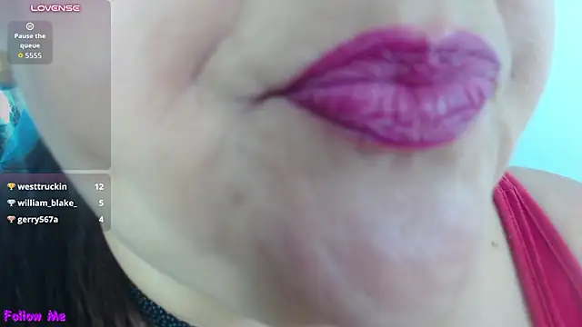 Kerly_Doll - kiss toungue saliva