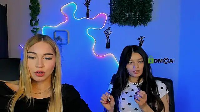 Itscharlliee - flash tits ket
