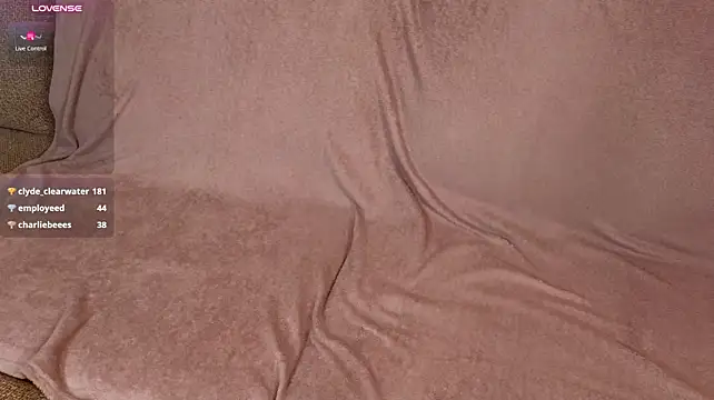 Verdginiaiiiiiaa - Spank my boobsy and make they oiled