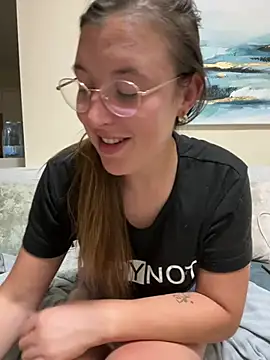 AlinaMeiier - Show Ass in Doggy for 2 min 🔥