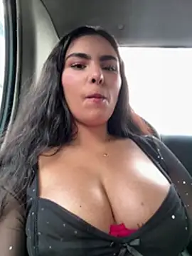 Maddy_Rouse_ - Saliva big boobs+ rub pussy in uber 🤫😈