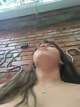 Ivy_enjoy - Take off my blouse in public