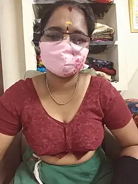 Tamilyazhini19