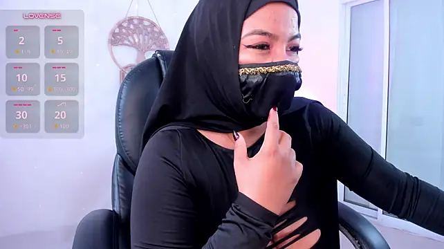 Dalia_aisha - finger pussy
