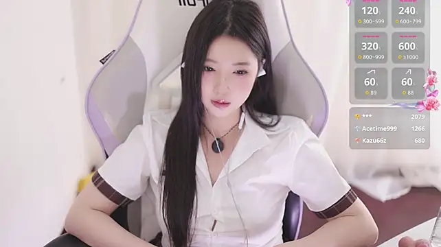 Kitty_baby77 - 完成目标上空揉胸