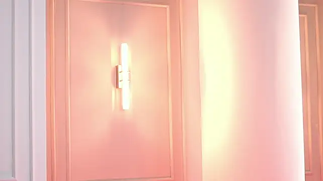 MilaFawn - Spread this pussy open
