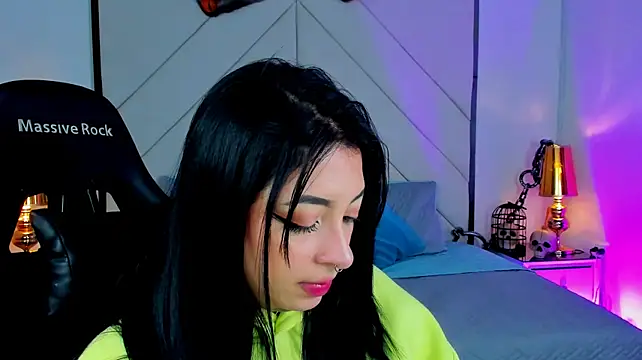 Sofia_LaurentJS - show boobs