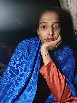 Pinki_thakur_1