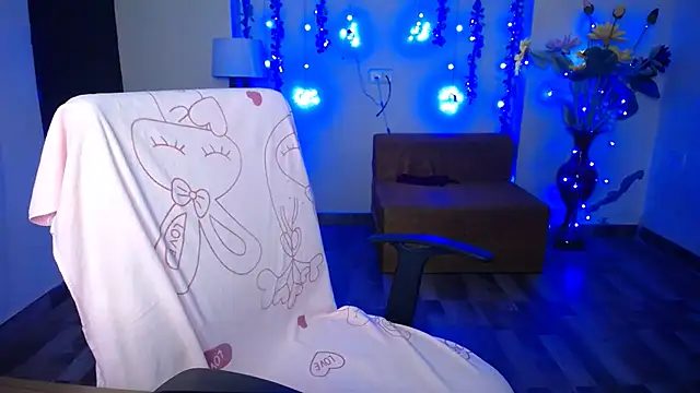 Jennyholic1 - show boobies 🍒