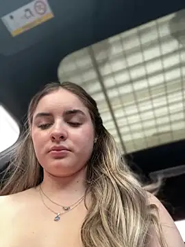 Imlindapink - Wet pussy naked in car ✨