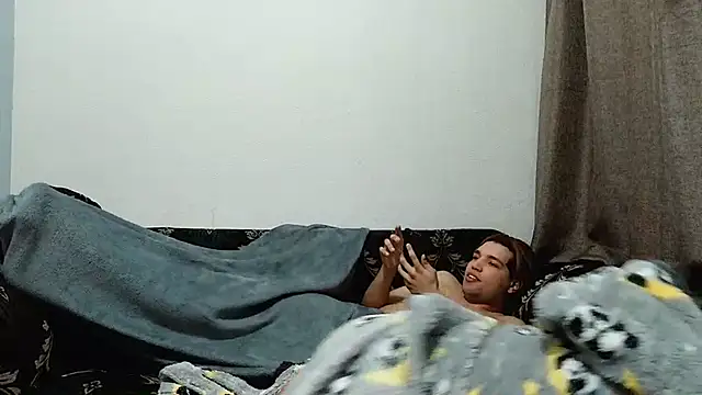 Nerd_couple - mostrar peitos show boobs