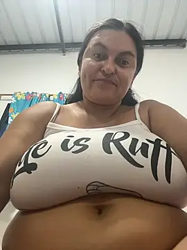 Horny-Mommy-Dirty - Hércules my pussy