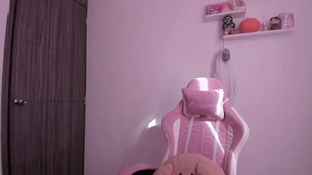 ImBunnyNova - COW cat 🐰