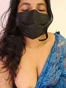 Hot_Alicee - Feet show