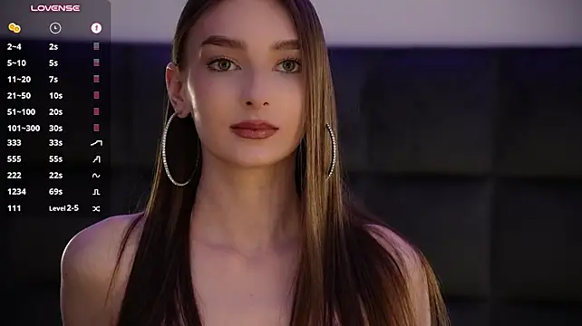 GoldieHarrington - Full Tease In Outfit