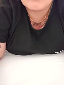 Natalygolden69 - slaps on the breasts