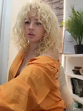 CurlyDaisy - LT get a sexy video and 2 min CT+snap