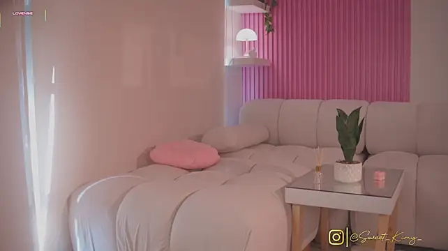 Kimmy__sweet - naked and oil