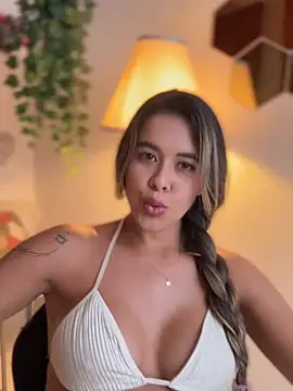 Emilia_Bakerr - TwerK without panties