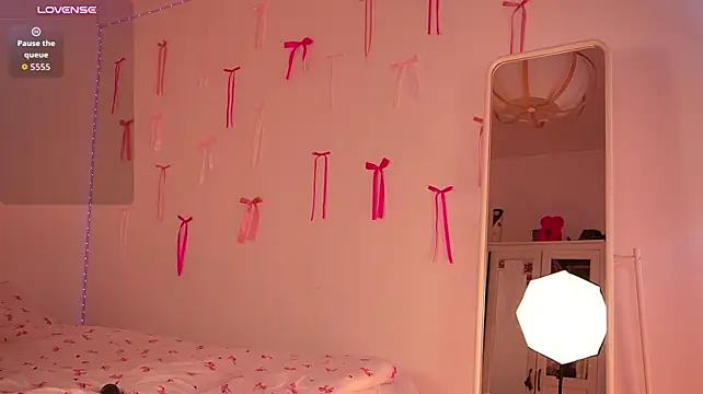 Lisa_poetry - Sexy slap booty x 10