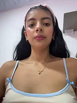 Baby_Niels - cum explosive of my virgin pussy