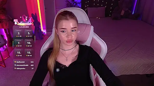 Milla_Rae - spank ass 10t