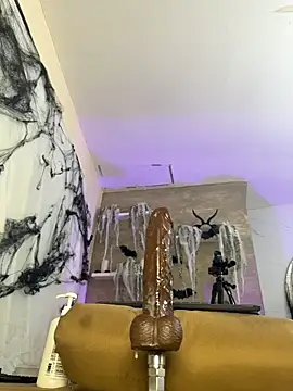 Keirahartz - Drive me crazy with hot vibrations