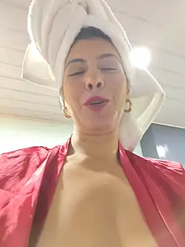 Scarlett_moore