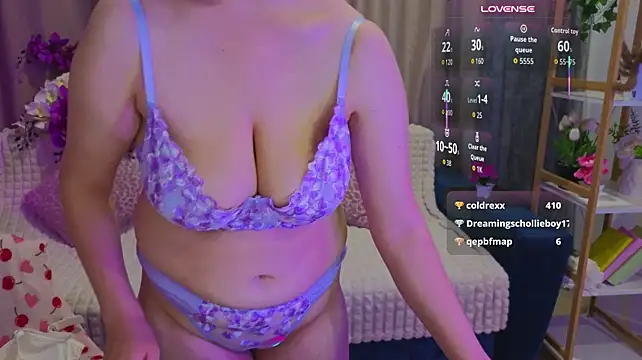 Luisa_Rosee - Make my clitoris happy with vibrations