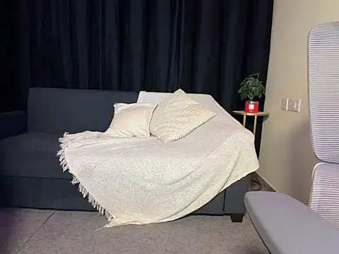 WavyBud39 - pussy flash+ 2 min contrl to last tipper