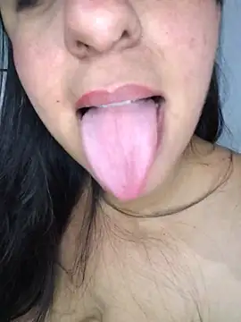 Pamela_sa - 1 min pinzas en pezones