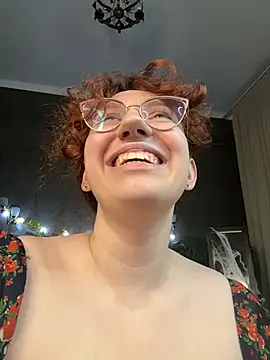Ellie_coy_ - Drooling over my huge tits