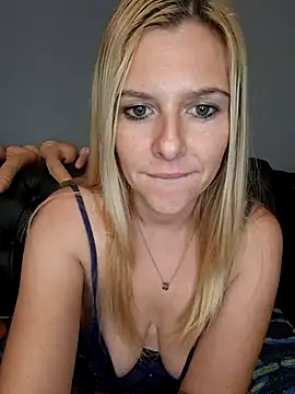 Alessiaaa - Squirt