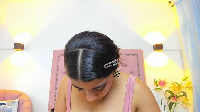 JulieeHabubu - Bra Off