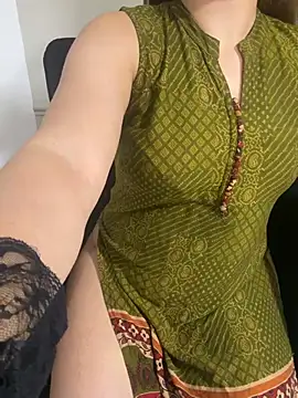 Tasty_LushDesire - Suck dido and press boobs hard