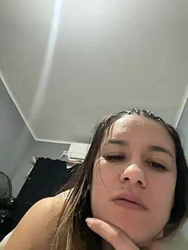 LatinaFuegoX - Chupar tits/tetas
