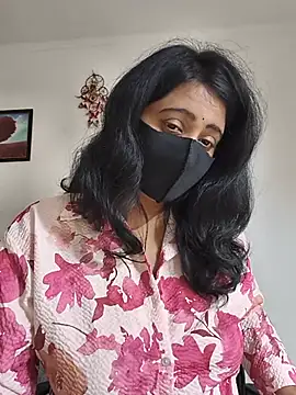 Cute-Maanvi