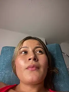Valen_rodri - BOUNCING TITS + LARGE NIPPLES