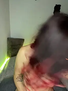 Aur0raallure - Live Squirt🫠💦🔥