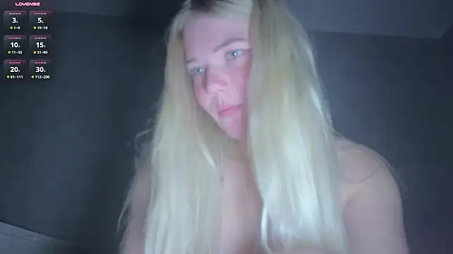 SteffaLains - SQUIRT SHOW!