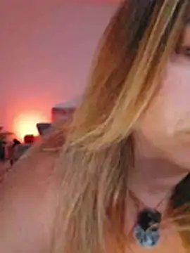 AngelaDesires - Make me squirt